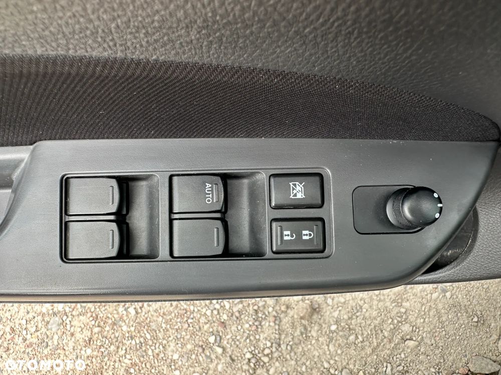 Suzuki Swift - 12