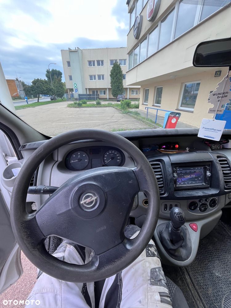 Opel Vivaro - 6