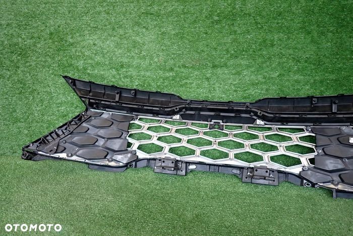 KIA SPORTAGE V GT LINE 21- atrapa grill pod kamerę - 13