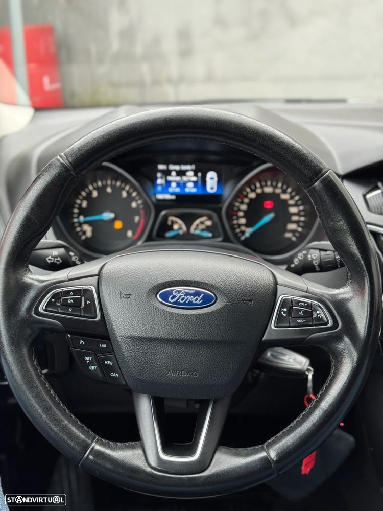 Ford Focus SW 1.0 EcoBoost S&S Trend - 3