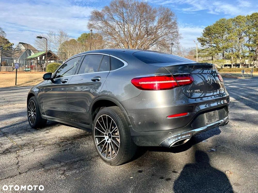 Mercedes-Benz GLC - 8