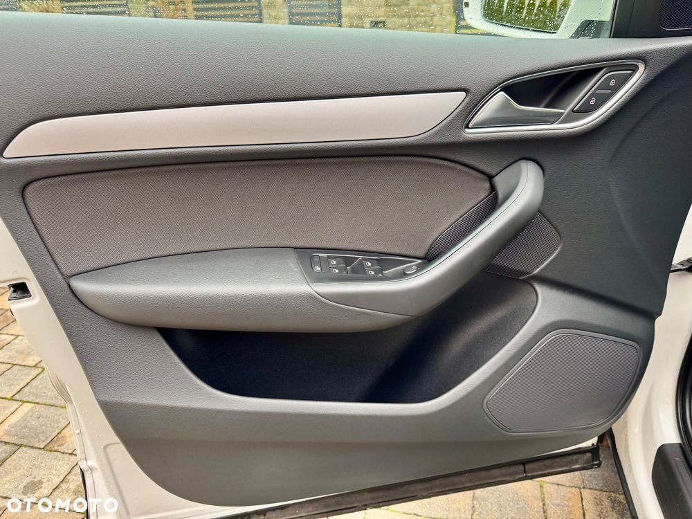 Audi Q3 2.0 TDI Design - 13