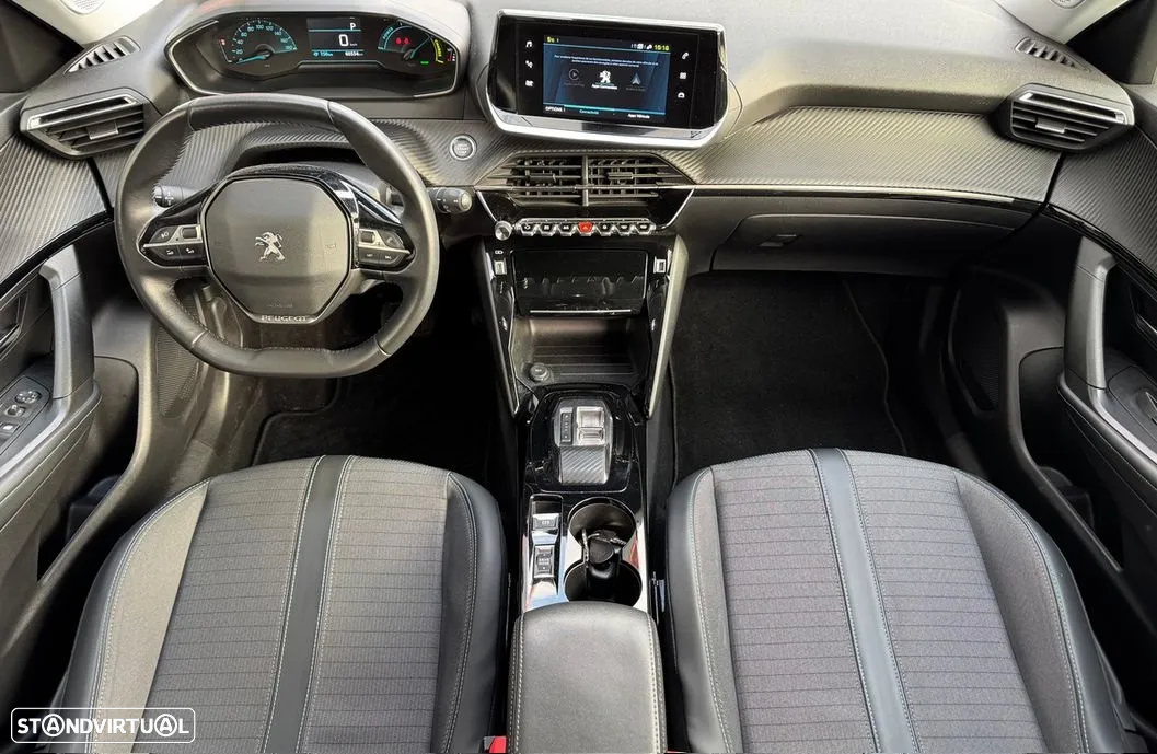 Peugeot e-2008 50 kWh Allure - 3
