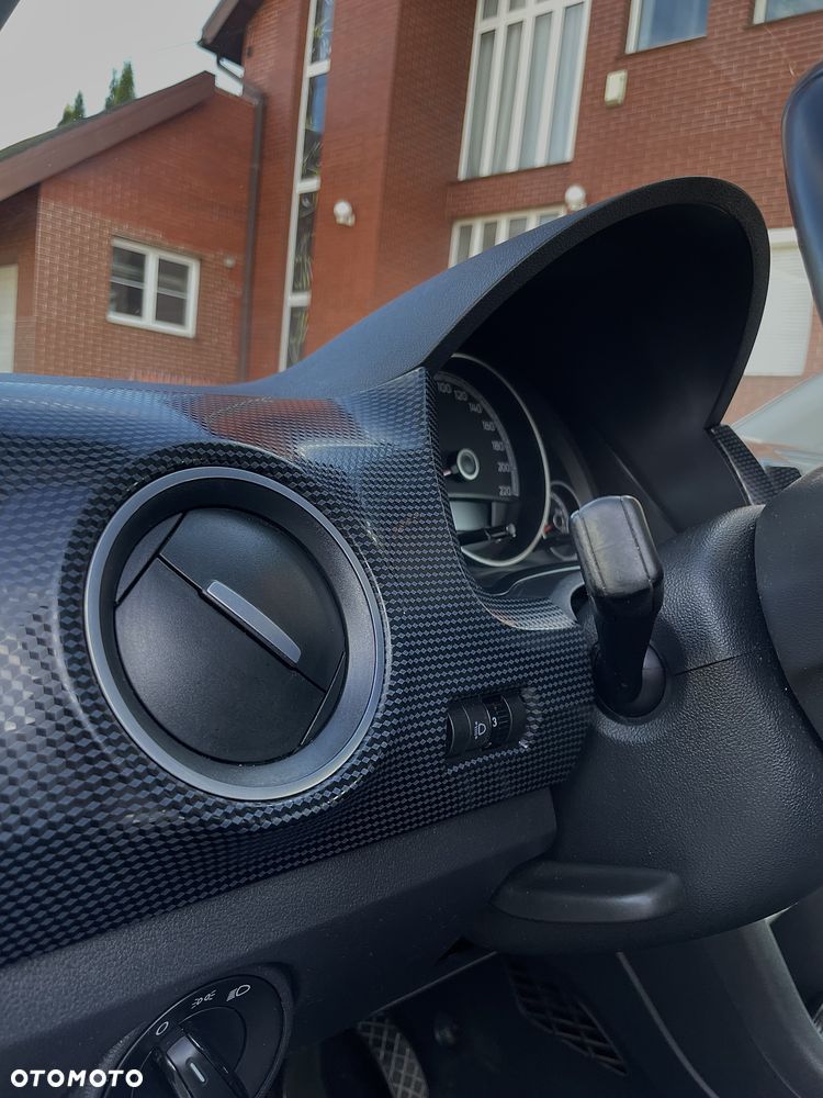 Volkswagen up! 1.0 move - 13