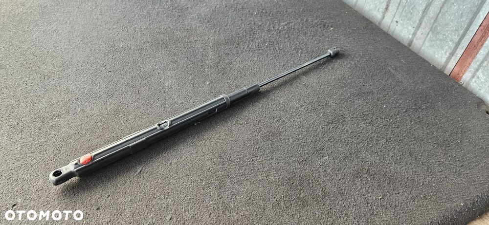 Siłownik maski teleskop Mercedes Ml 164 - 1