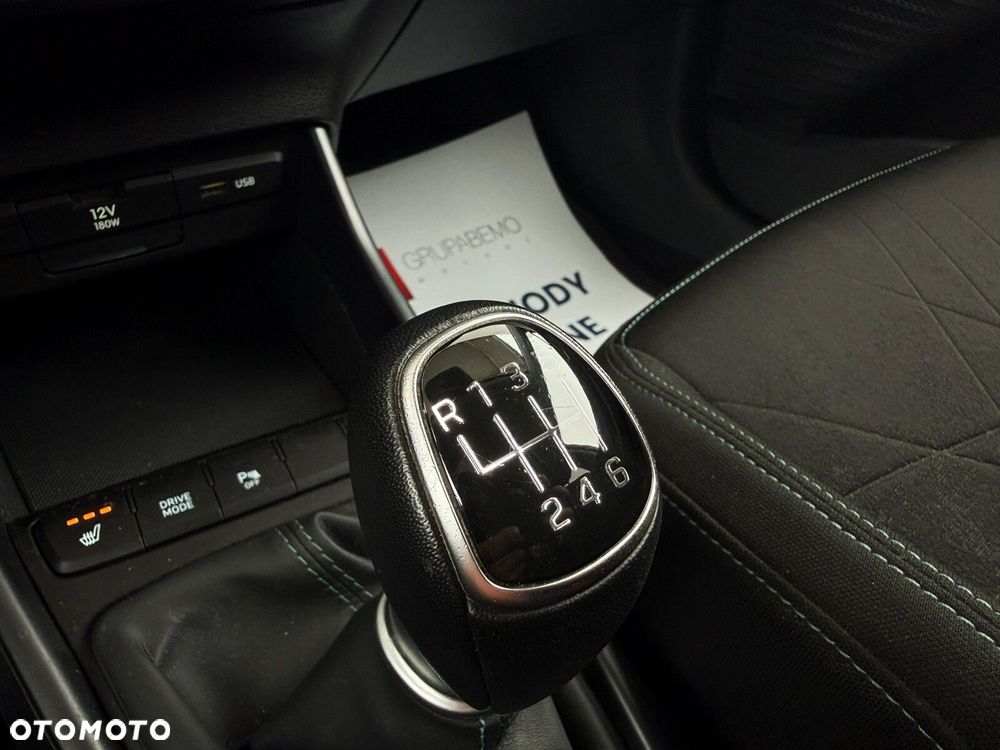 Hyundai Bayon 1.0 T-GDI Smart - 27