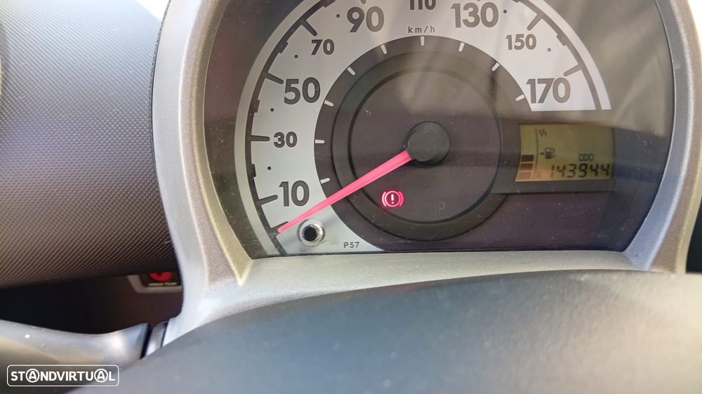 Toyota Aygo 1.0 + AC+VSC - 8