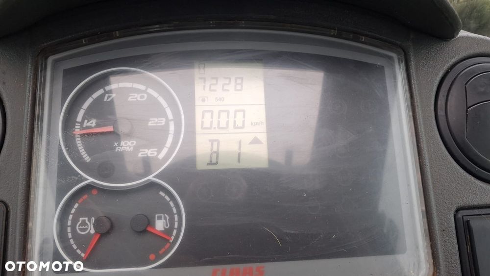 Claas Arion 420 - 15