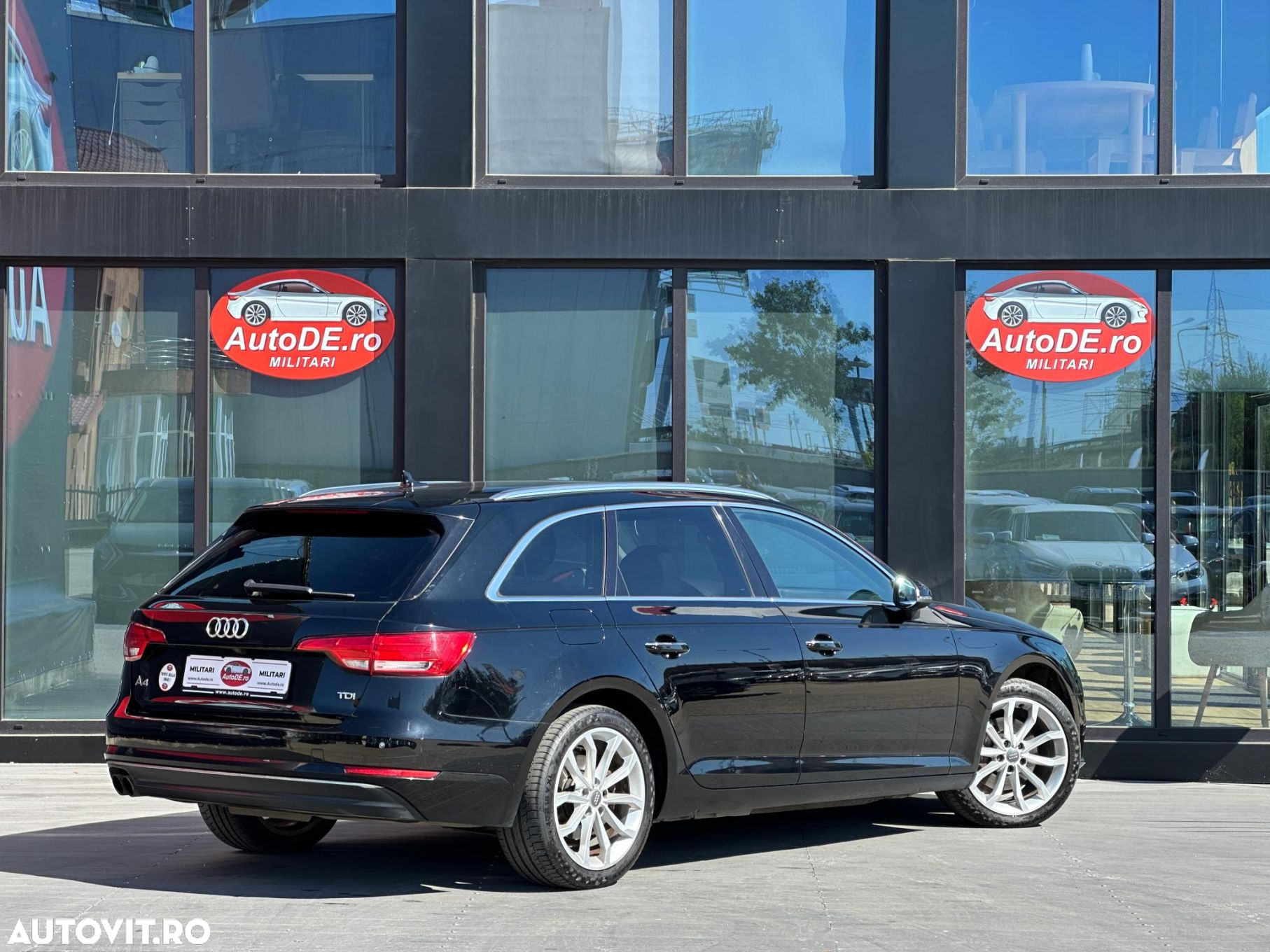 Audi A4 - 4