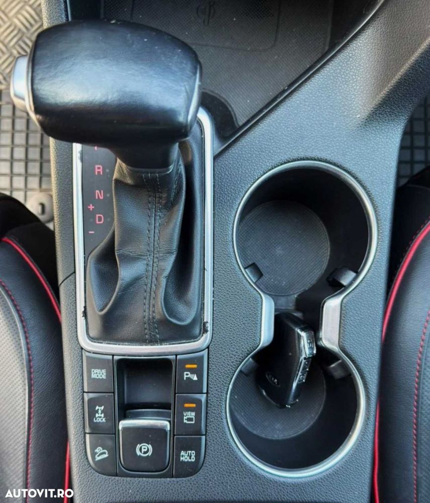 Kia Sportage 2.0 DSL 8AT HP 4x4 GT Line - 27