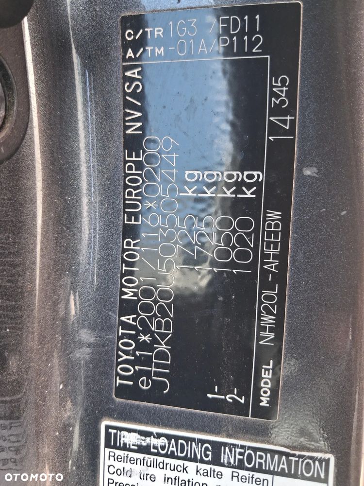 Toyota Prius 1.5 VVT-i Prestige - 8