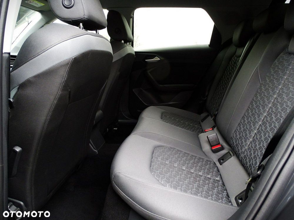 Audi A1 Sportback 1.0 TFSI ultra S tronic sport - 37