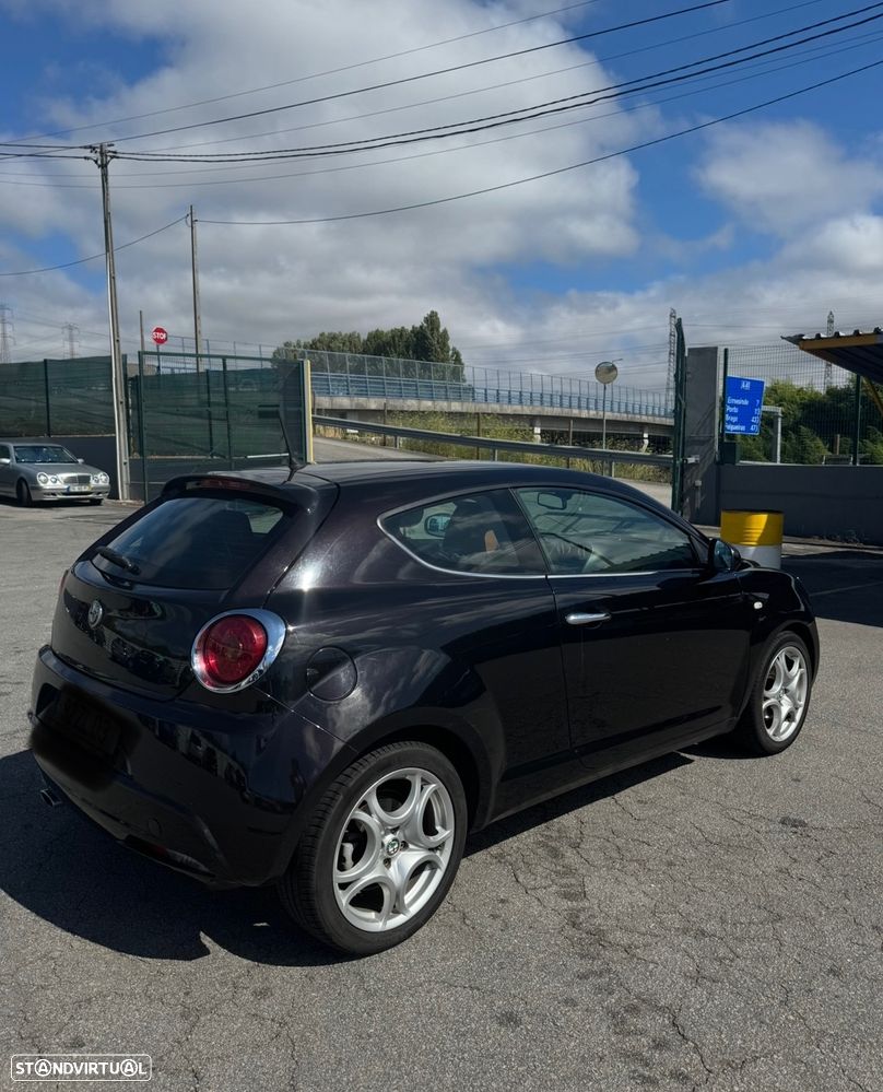Alfa Romeo MiTo 1.3 JTDM Distinctive - 4