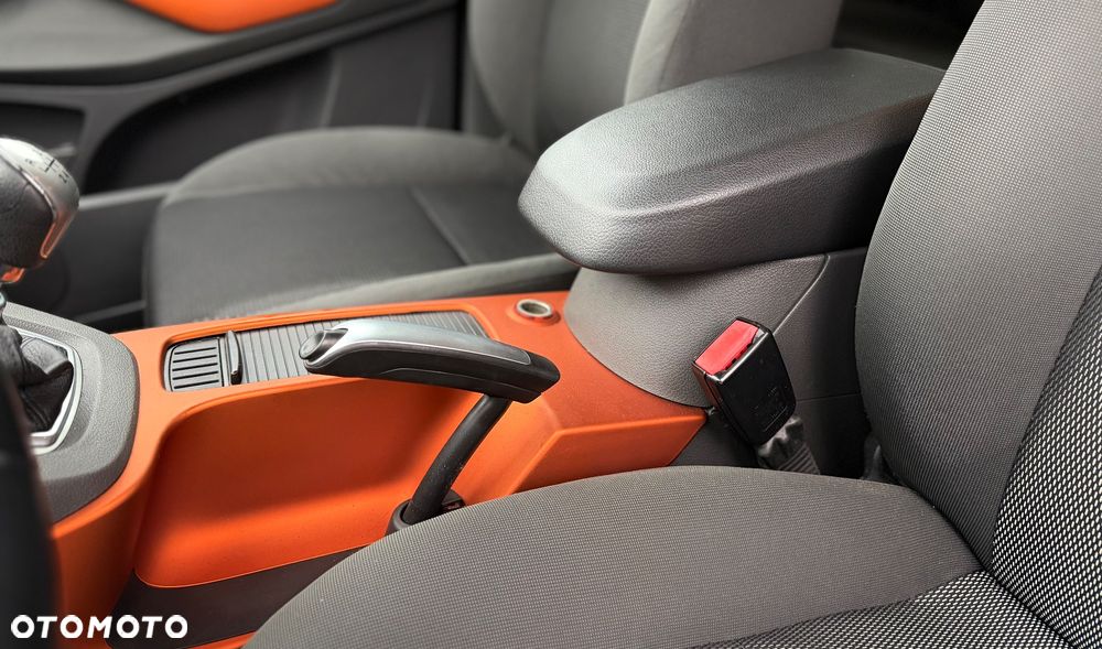 Ford Kuga 2.0 TDCi 4x4 Titanium - 24