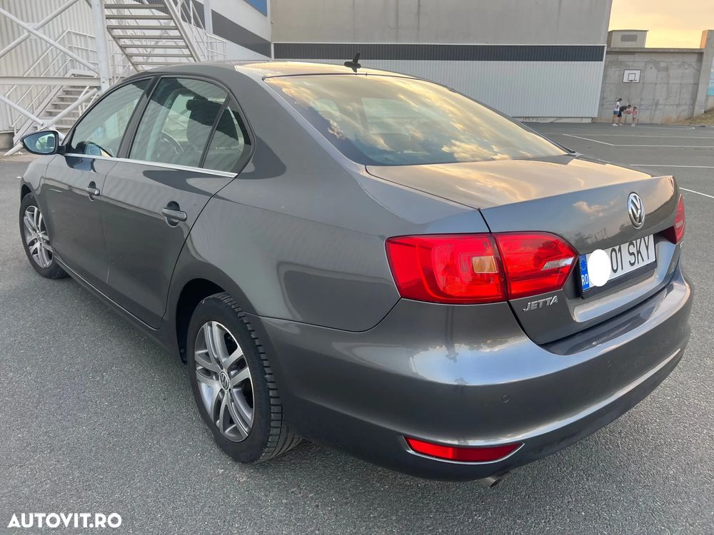 Volkswagen Jetta 1.6 TDI CR DPF Highline - 13