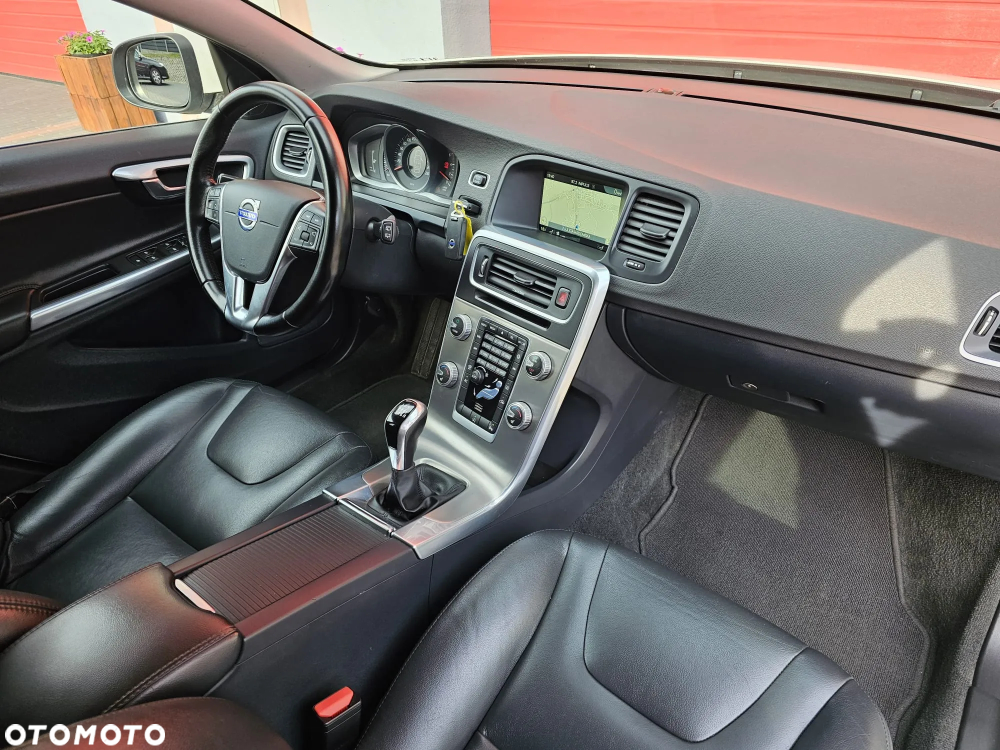 Volvo V60 D2 Drive-E Momentum - 20