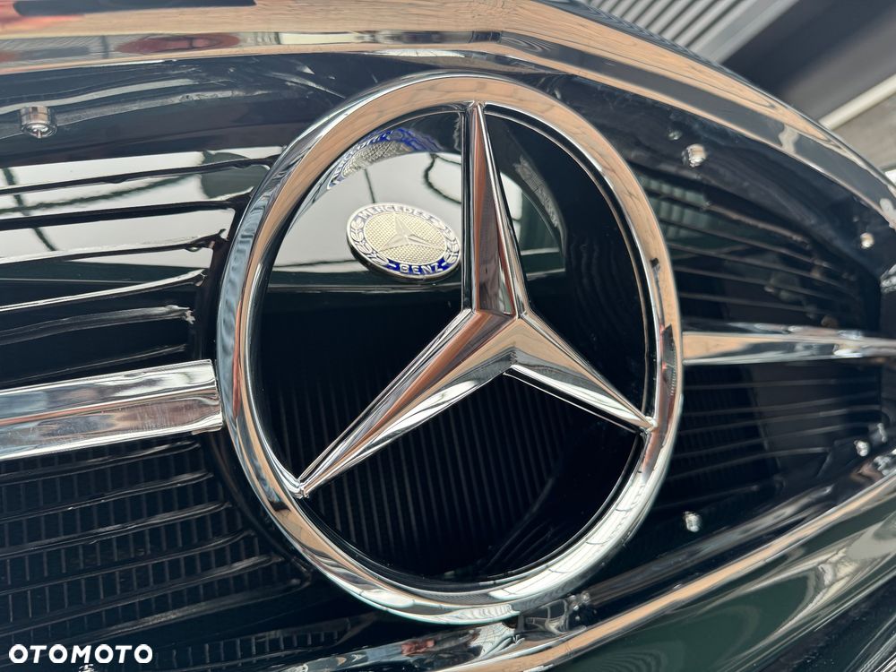 Mercedes-Benz SL - 10