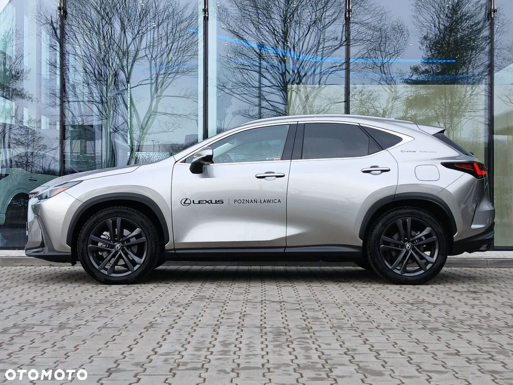 Lexus NX - 3