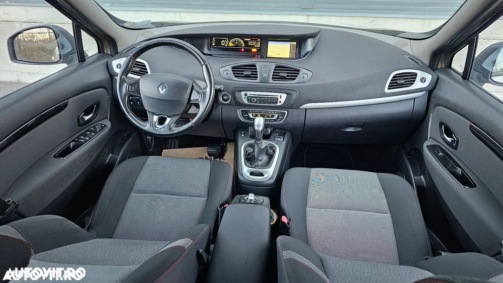 Renault Scenic - 8