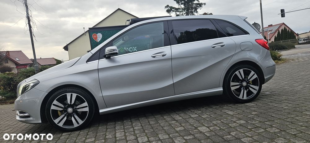 Mercedes-Benz Klasa B 200 (BlueEFFICIENCY) 7G-DCT - 5