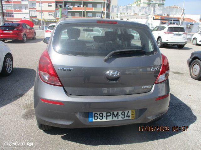 Hyundai i20 1.1 CRDi Blue Access+Bluetooth - 3
