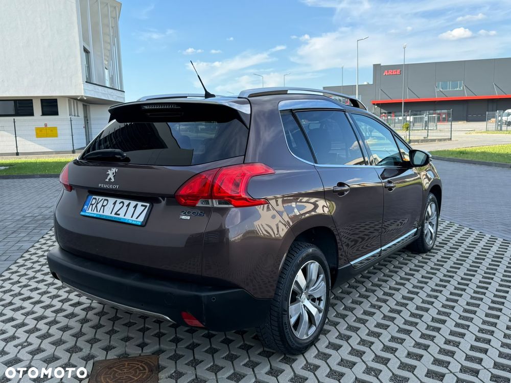 Peugeot 2008 1.6 e-HDi Allure S&S - 2