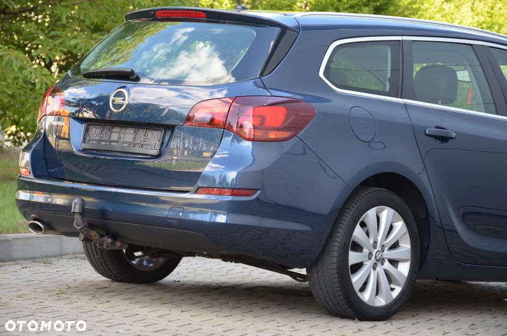 Opel Astra 1.4 T Cosmo - 13