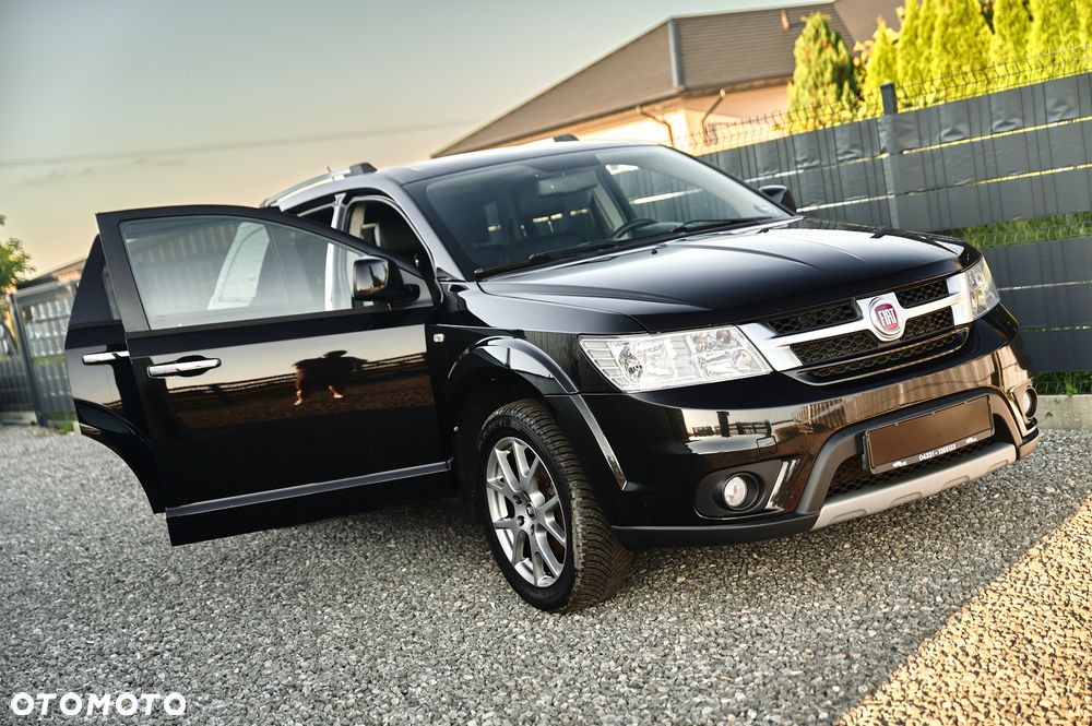 Fiat Freemont 2.0 Multijet 16V DPF Automatik Allrad Black Code - 20