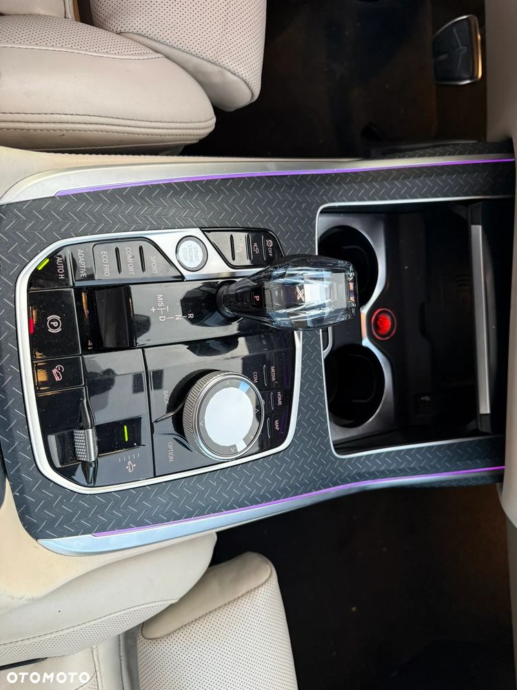 BMW X7 xDrive40d mHEV - 19