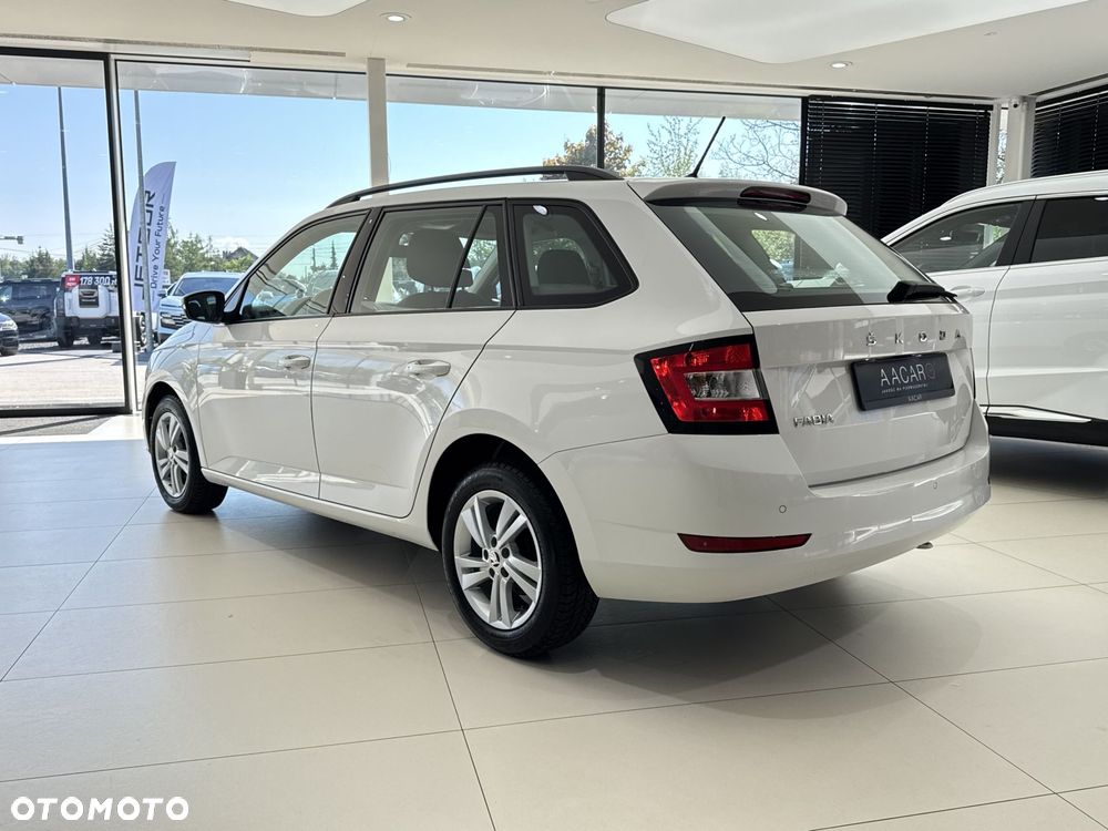 Skoda Fabia 1.0 TSI Ambition - 3