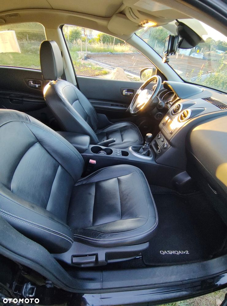 Nissan Qashqai+2 - 6