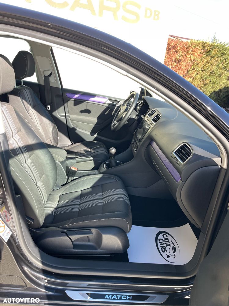 Volkswagen Golf 1.2 TSI BlueMotion Technology MATCH - 23