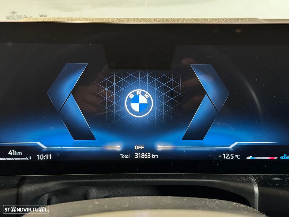 BMW 320 d Touring Pack Desportivo M Pro Auto - 12