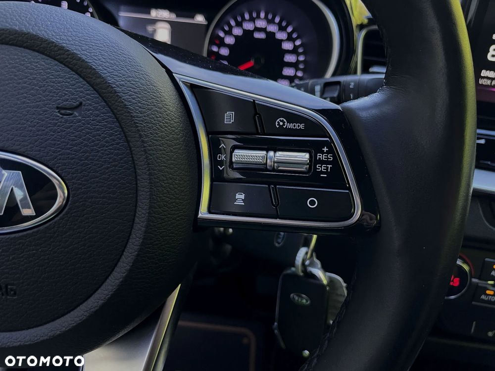 Kia XCeed 1.6 CRDi SCR L Business Line DCT - 24