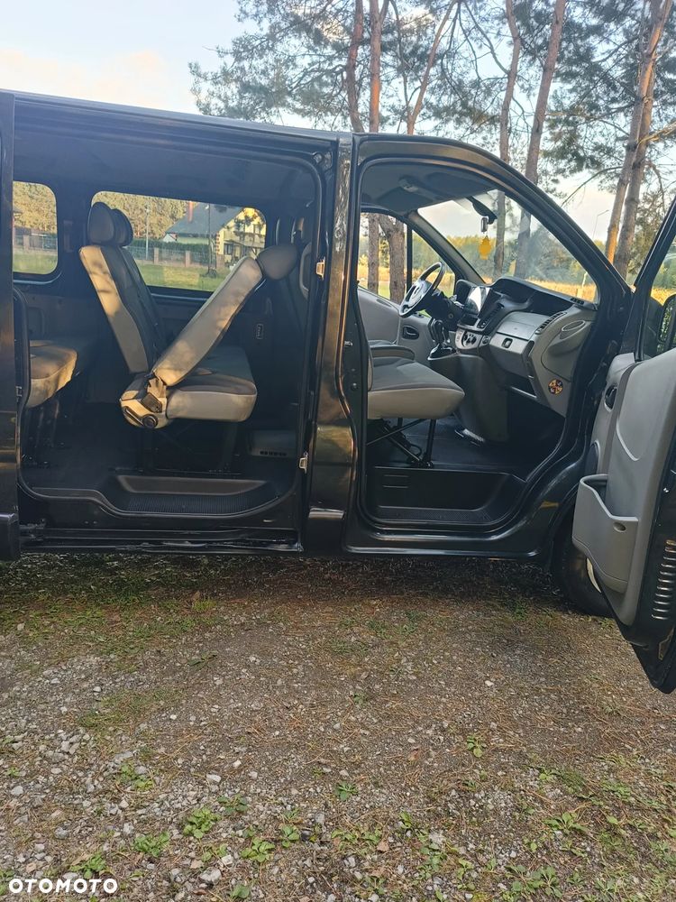 Opel Vivaro - 14