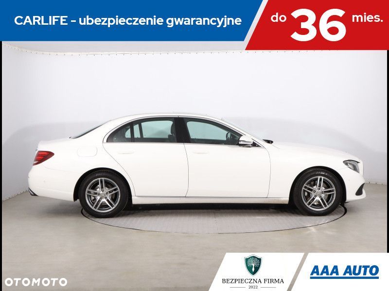 Mercedes-Benz Klasa E - 7