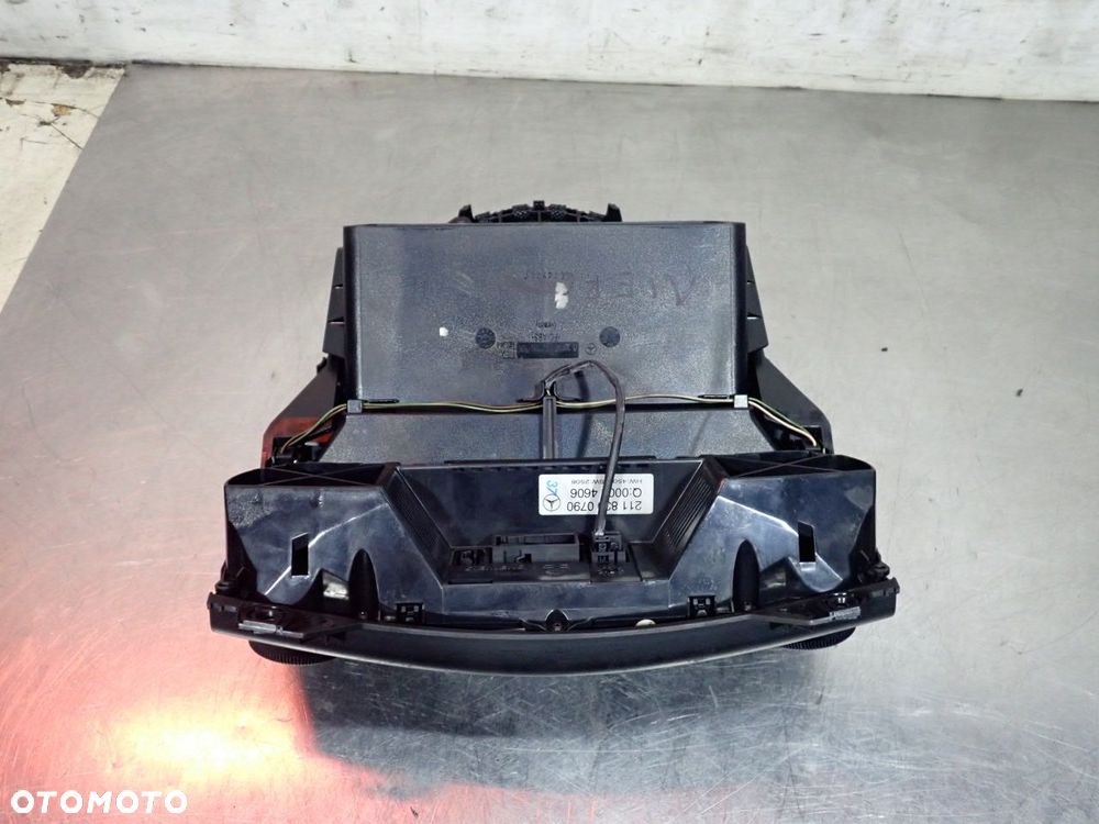 PANEL STEROWANIA NAWIEWU KLIMATYZACJI MERCEDES-BENZ W211 E200 CDI  2118300790 A2118301854 - 6