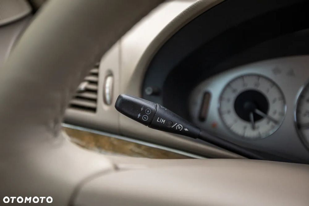 Mercedes-Benz Klasa E 320 Avantgarde - 27