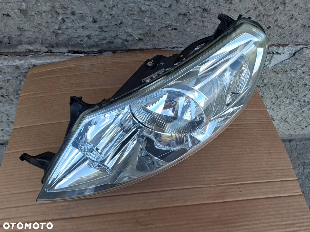 LAMPA PRZEDNIA LEWA EXPERT SCUDO JUMPY 07/16r - 1