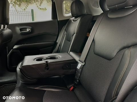 Jeep Compass 1.4 TMair Limited 4WD S&S - 36