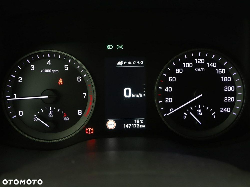 Hyundai Tucson 1.6 GDi 2WD Select - 23