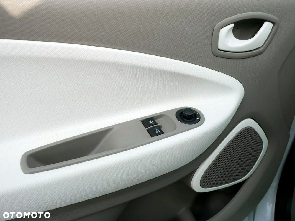 Renault Zoe - 23