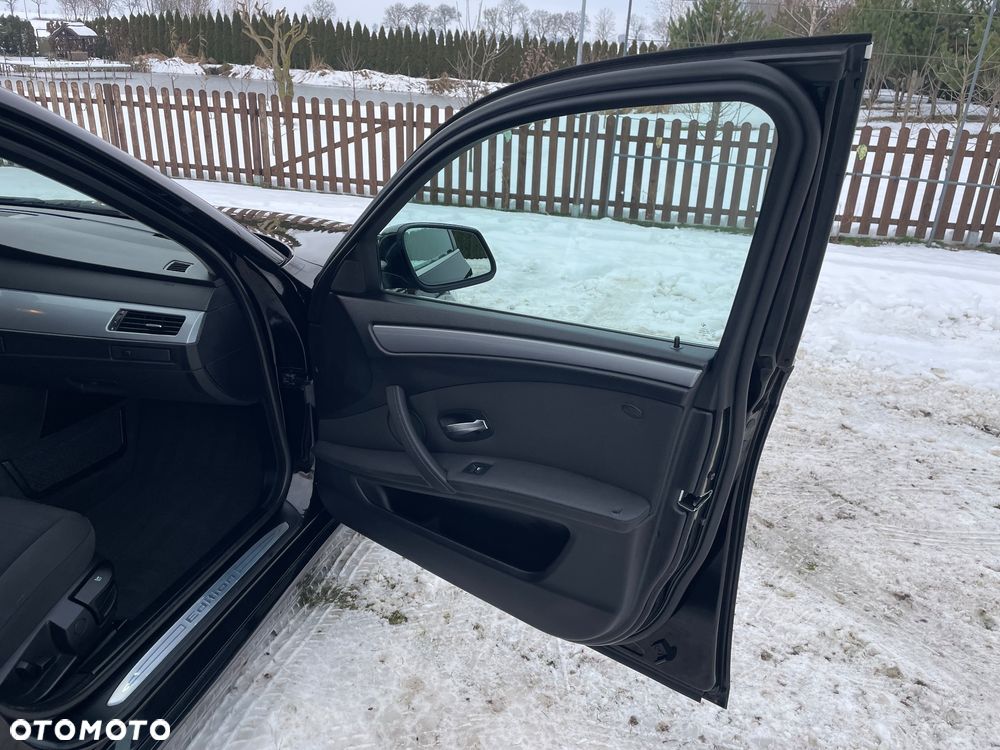 BMW Seria 5 520d Edition Lifestyle - 30