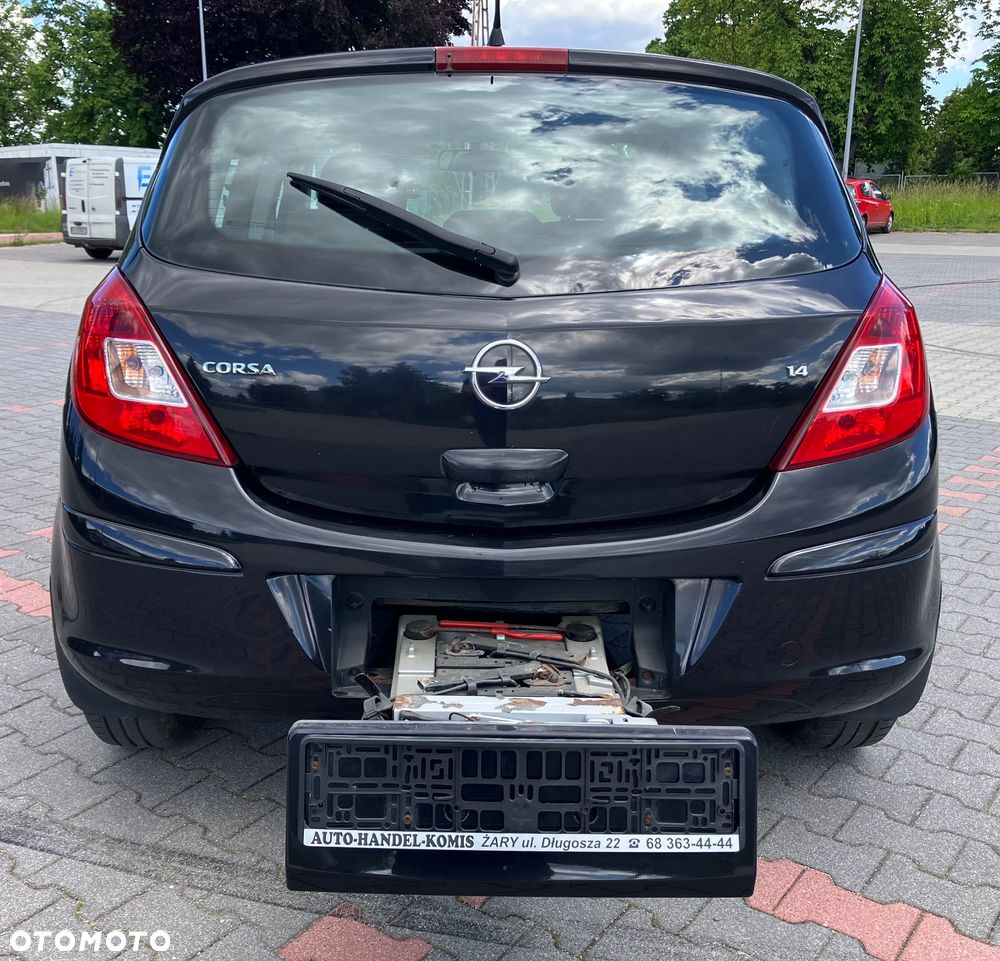 Opel Corsa 1.4 16V - 9