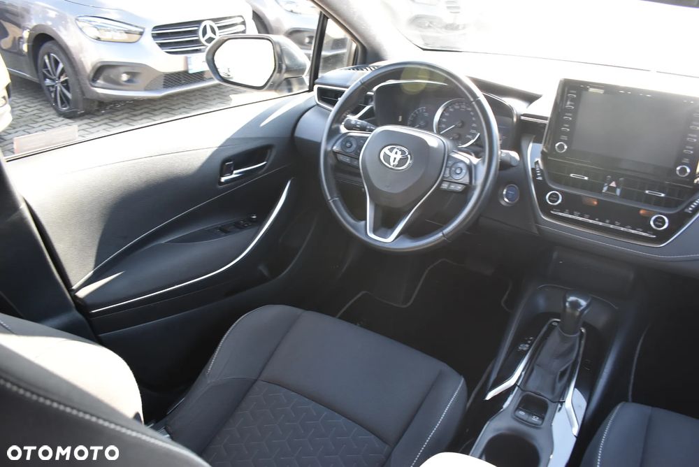 Toyota Corolla 2.0 Hybrid Comfort - 21