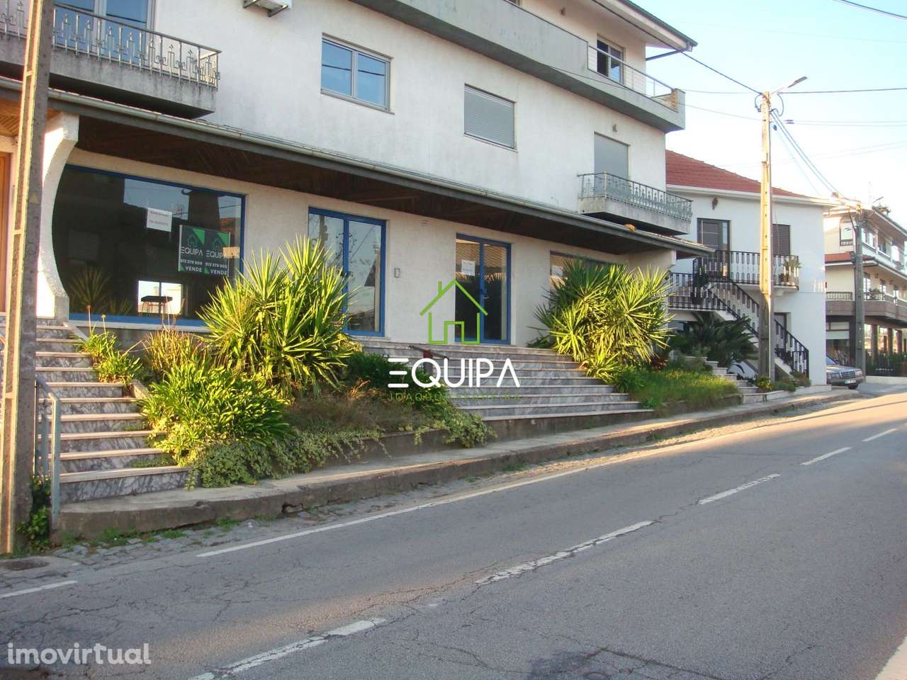 Loja licenciada para comércio e serviços, na Freguesia de Frazão, C - Grande imagem: 2/23