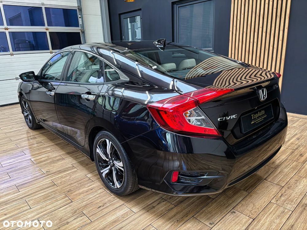 Honda Civic 1.5 i-VTEC Turbo CVT Executive - 10
