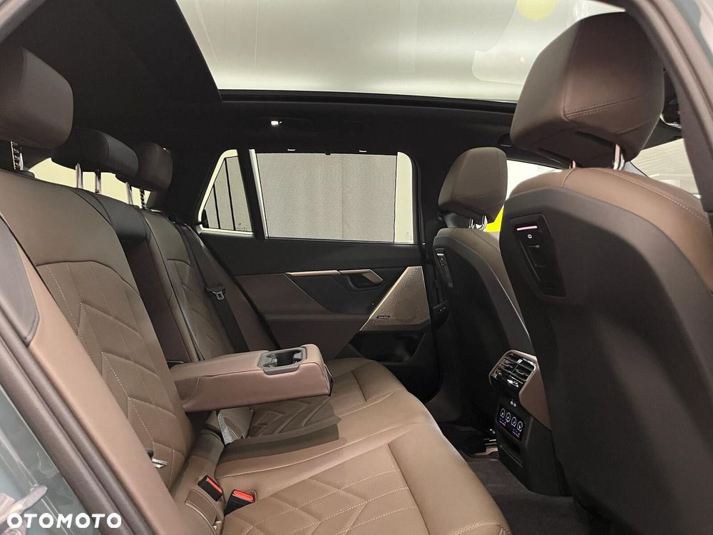 BMW Seria 5 520d xDrive mHEV M Sport - 36