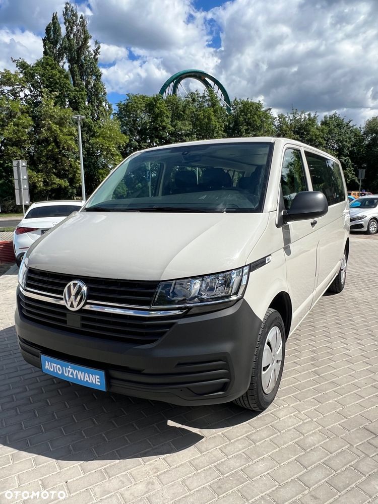 Volkswagen Transporter - 1
