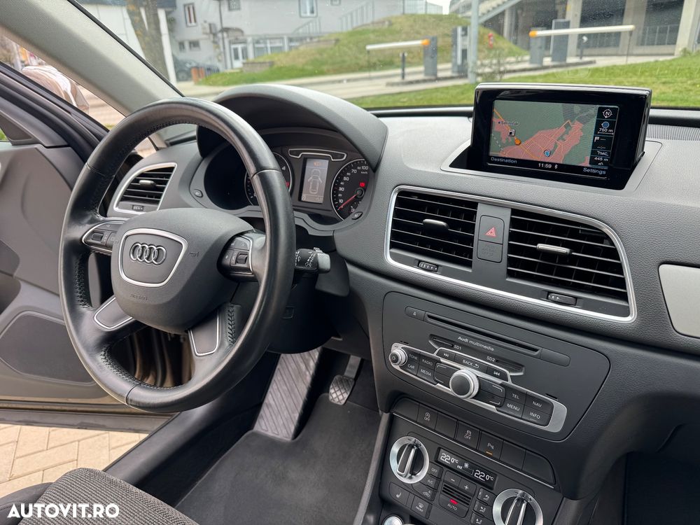 Audi Q3 2.0 TDI - 11
